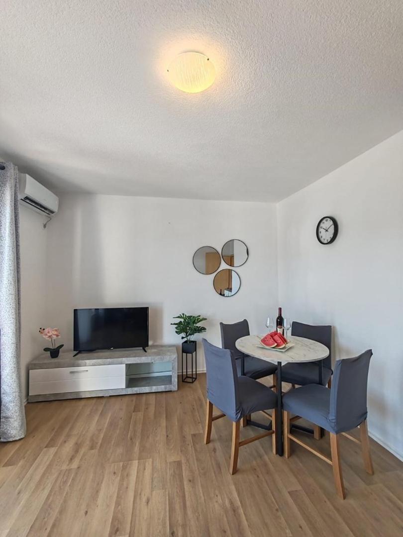 Apartments Amare Neum Bagian luar foto